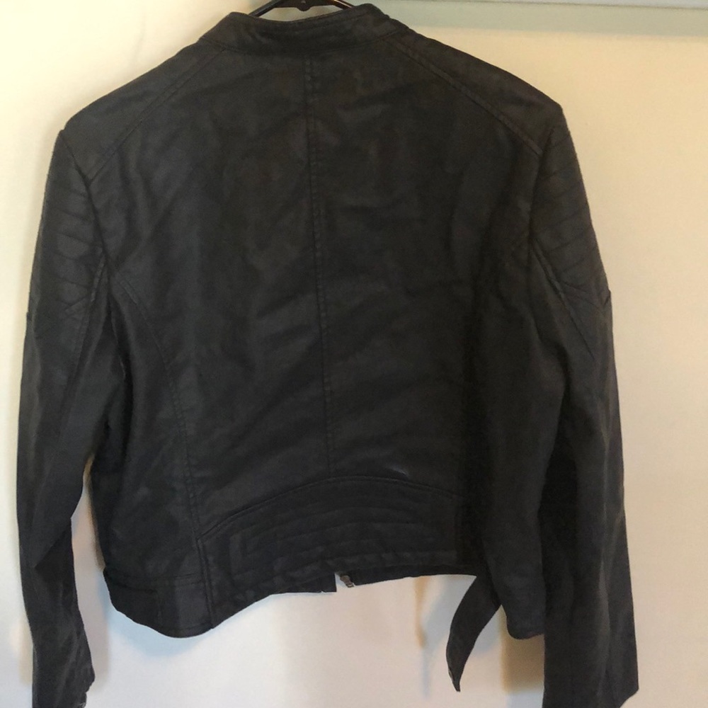 Jacket - Picture 2 of 2